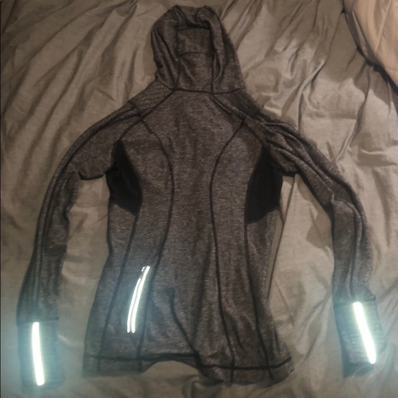 COPY - lululemon jacket size 4 - Picture 3 of 4